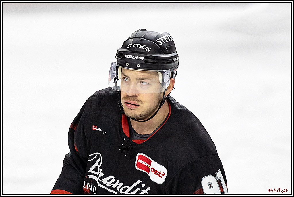 PENNY DEL;  Koelner Haie - Krefeld Pinguine; Koeln, 08.03.2022